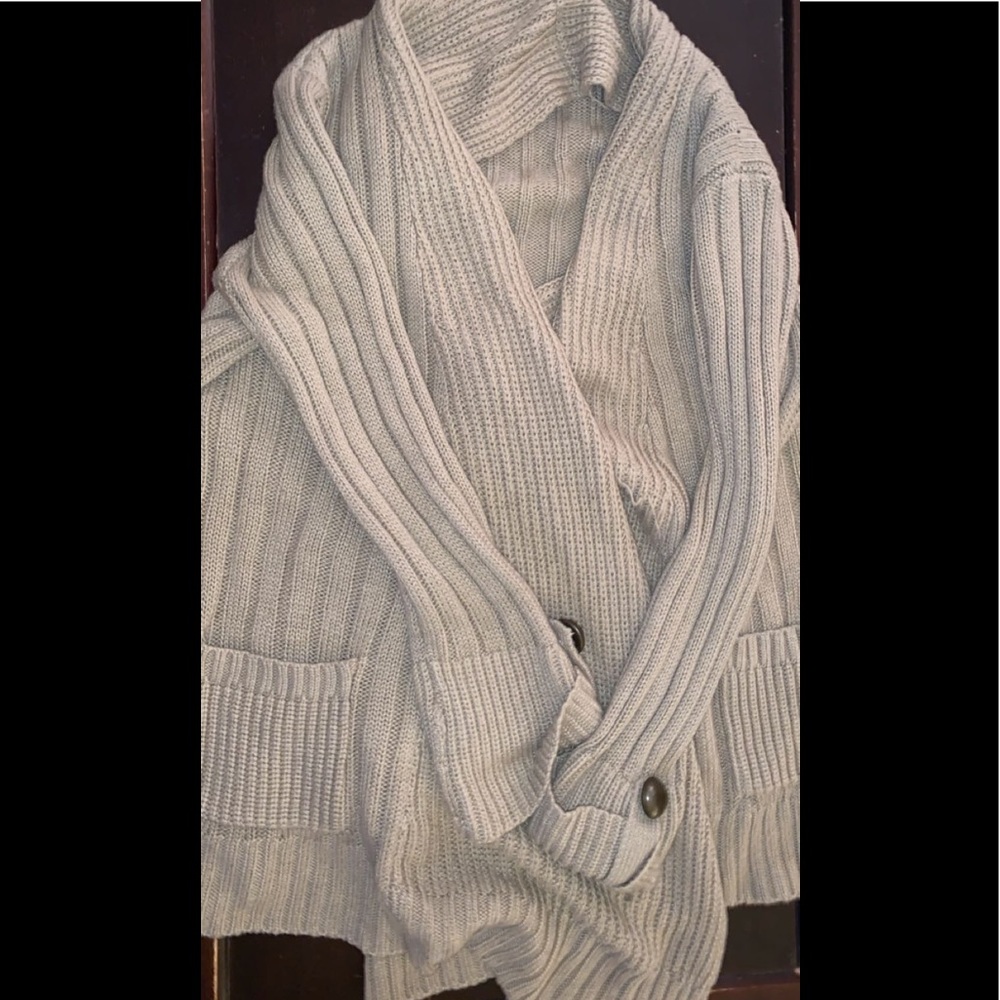 Debbie Morgan women’s cardigan